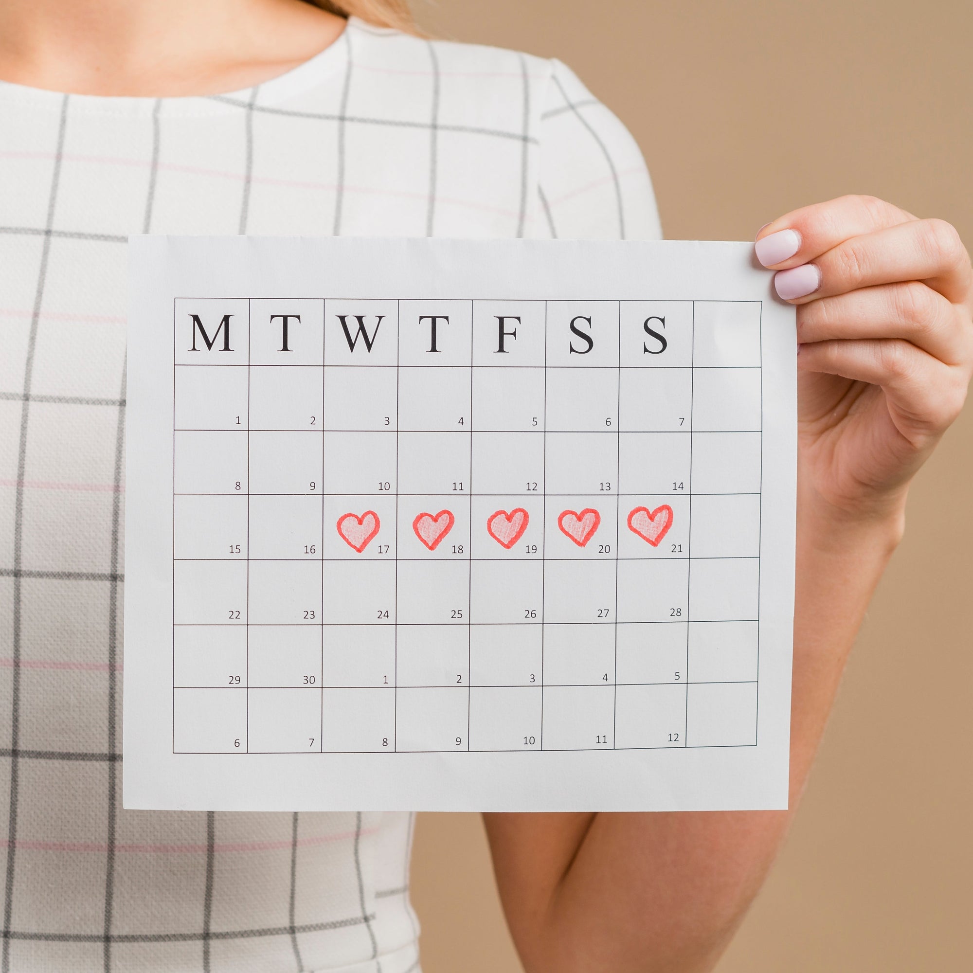 Tu Piel Habla: Cómo Adaptar Tu Rutina K-Beauty a Tu Ciclo Hormonal